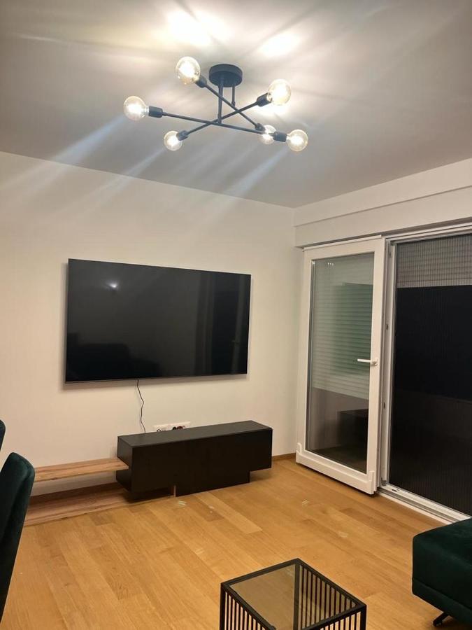 자다르 Olive Oasis Penthouse With Jacuzzi 아파트 외부 사진