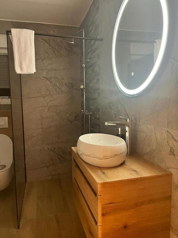 자다르 Olive Oasis Penthouse With Jacuzzi 아파트 외부 사진