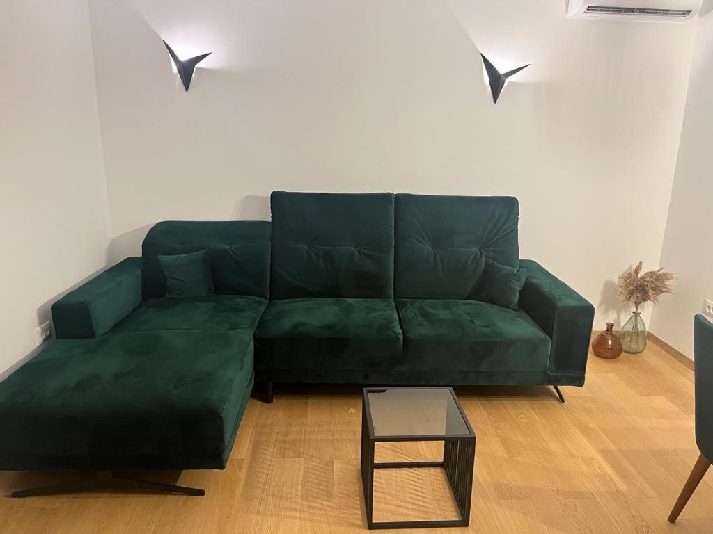 자다르 Olive Oasis Penthouse With Jacuzzi 아파트 외부 사진