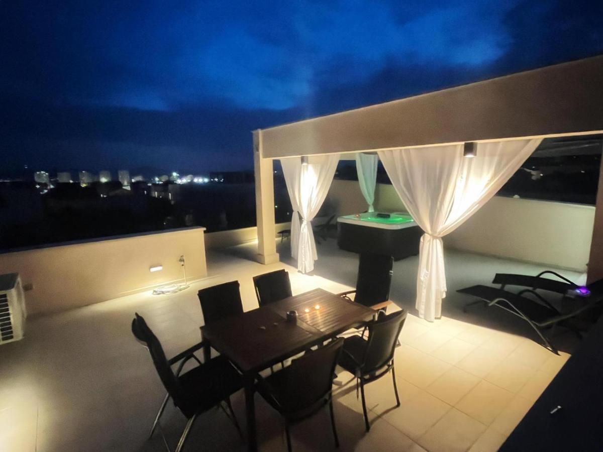 자다르 Olive Oasis Penthouse With Jacuzzi 아파트 외부 사진
